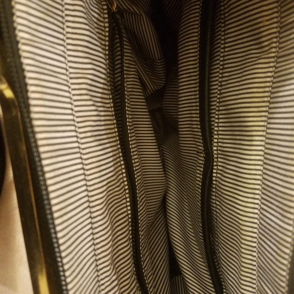Handbag - Picture 4 of 8